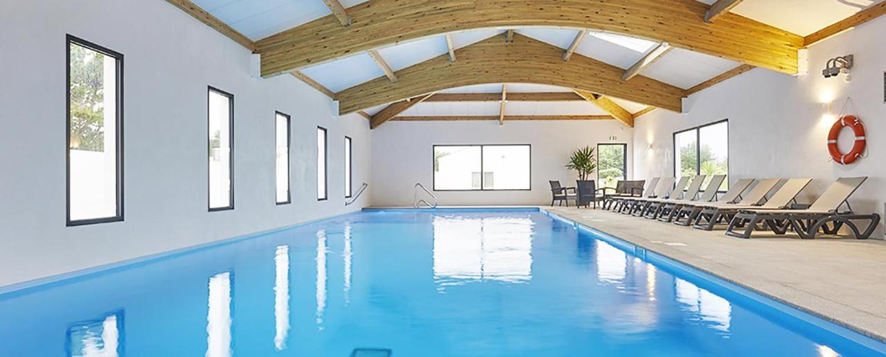 סנט-אילר-דה-רייה Chalet Pour 6, Domaine Avec Piscine מראה חיצוני תמונה